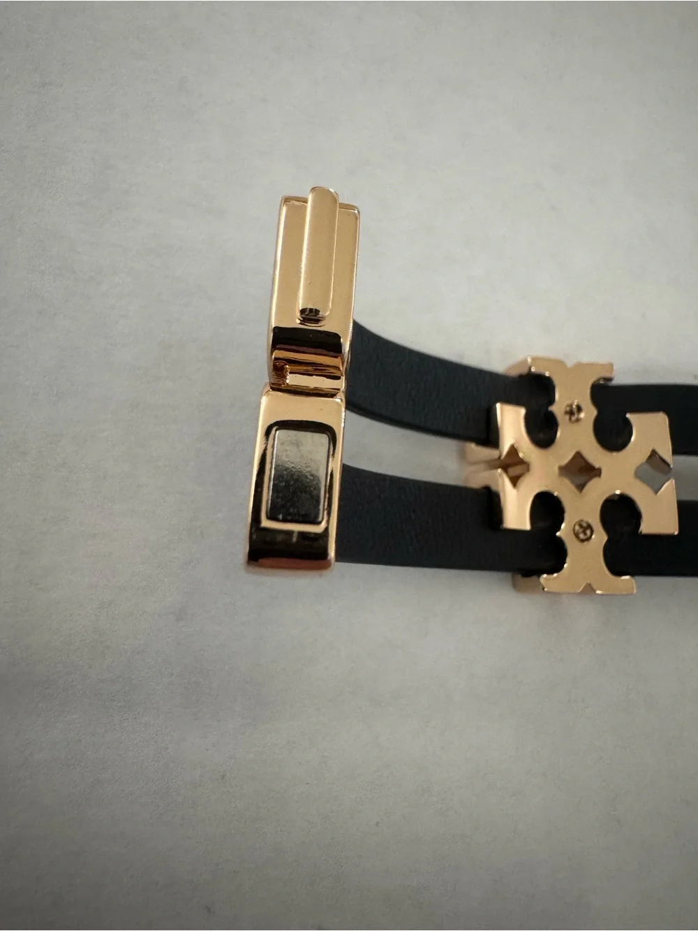 Tory Burch Serif-T Stacked Bracelet - Gold/Black - NWT